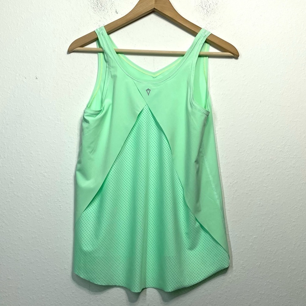 Ivivva mint green tank size 14 M256